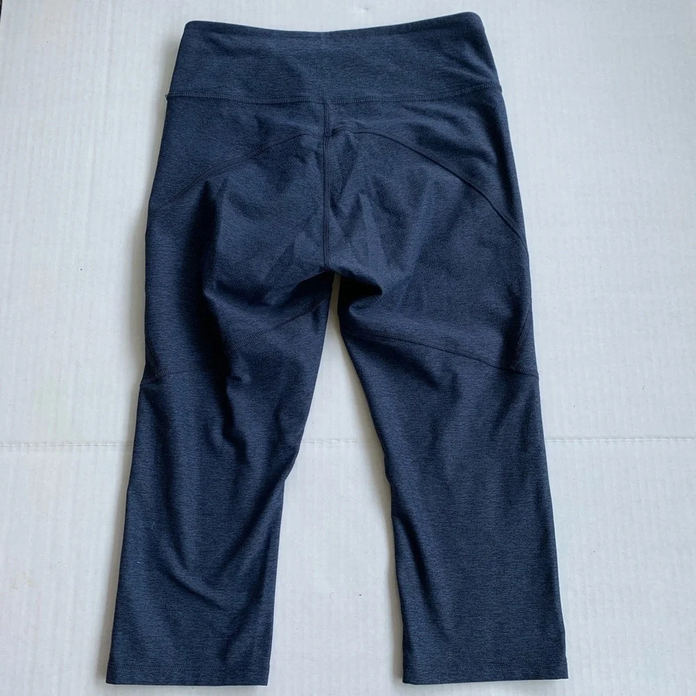 Outdoor Voices Blue Cropped Leggings Small - Picture 6 of 6